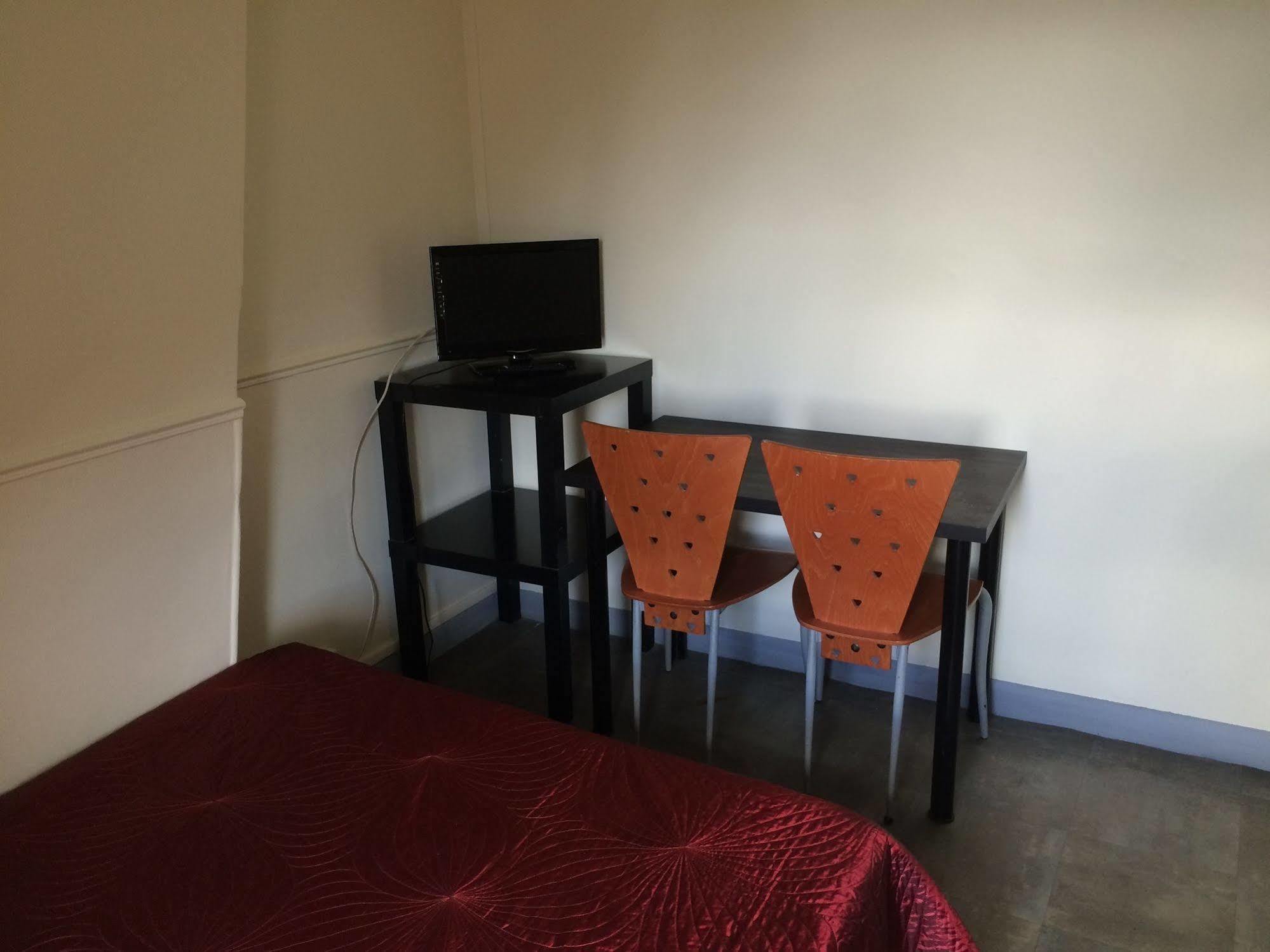Au Royal Mad 3* Parigi