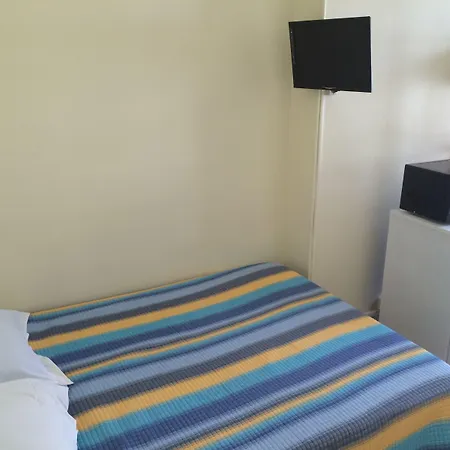 Au Royal Mad Hotel Parigi