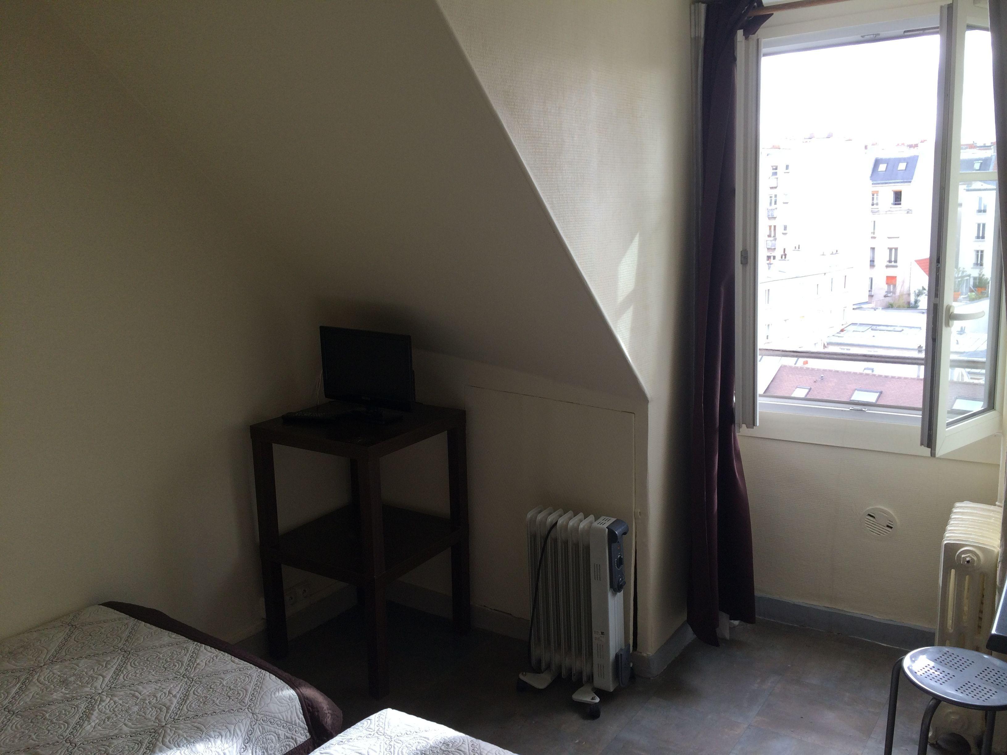 Au Royal Mad 3* Parigi