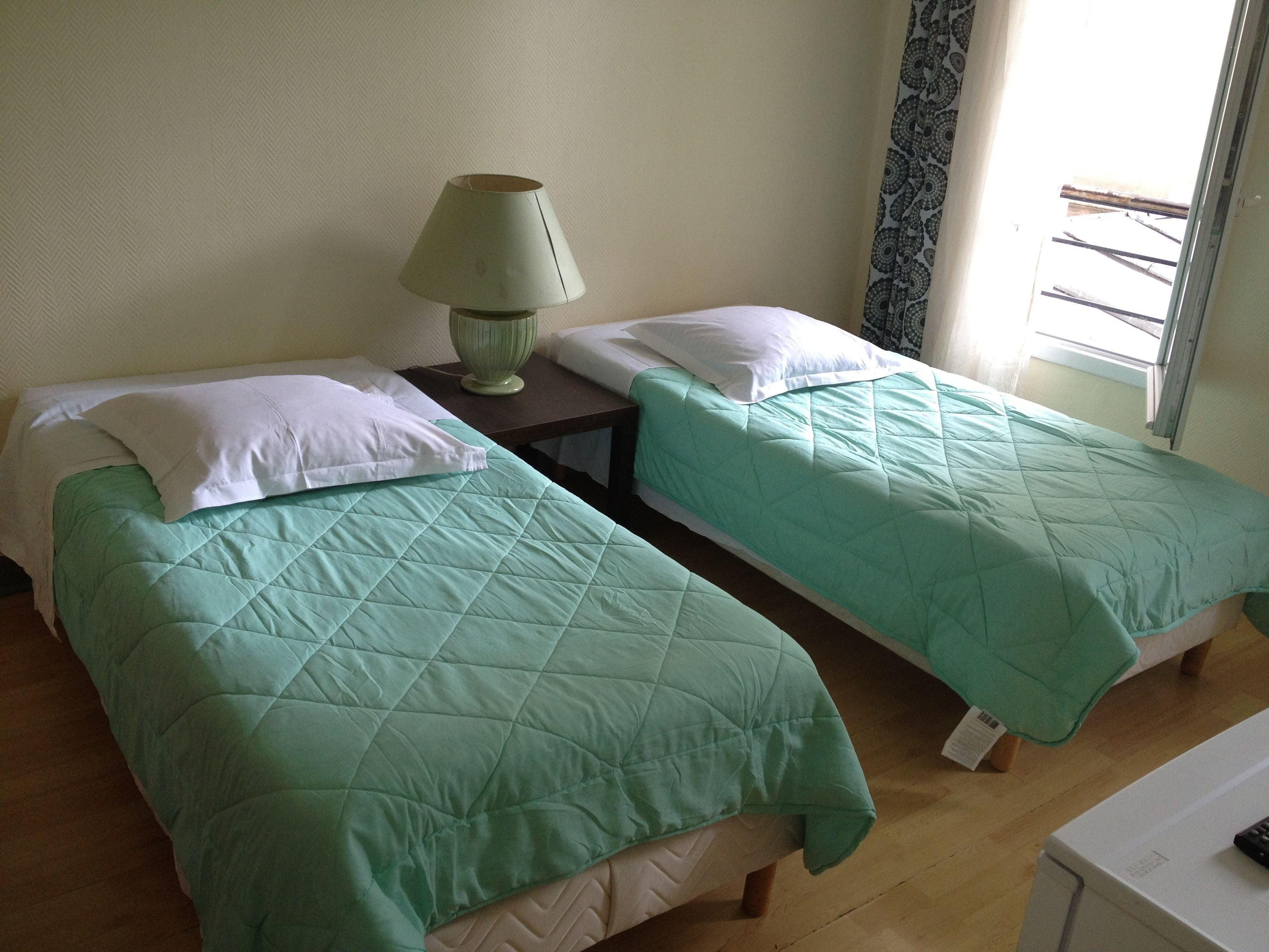 Au Royal Mad 3* Parigi